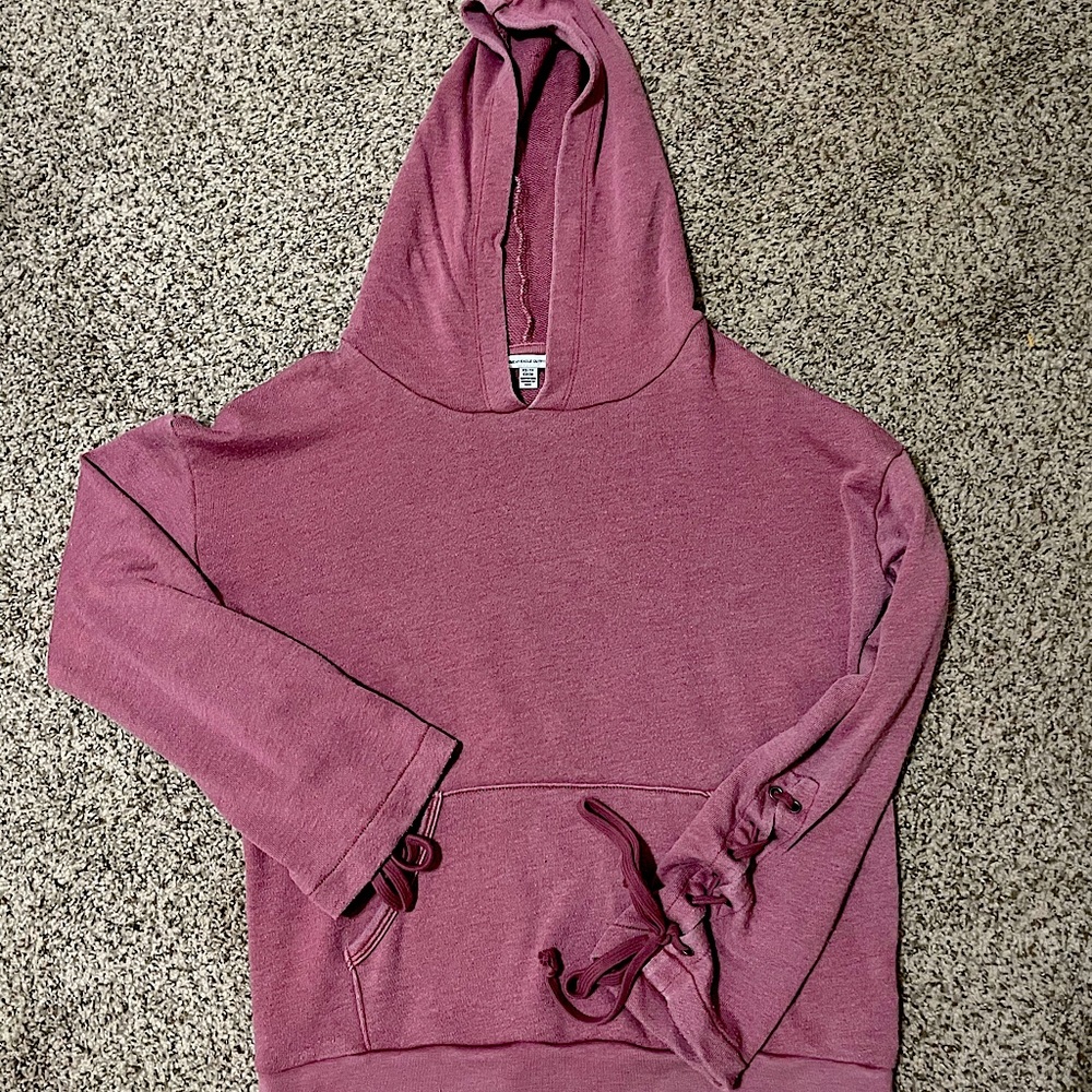 American Eagle column sleeve hoodie